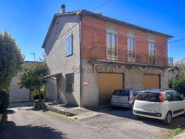 Villetta indipendente in vendita di 214 m²