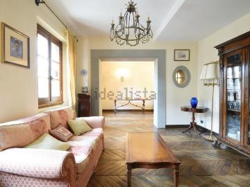 Villetta indipendente in vendita di 214 m² in Via della Querciola