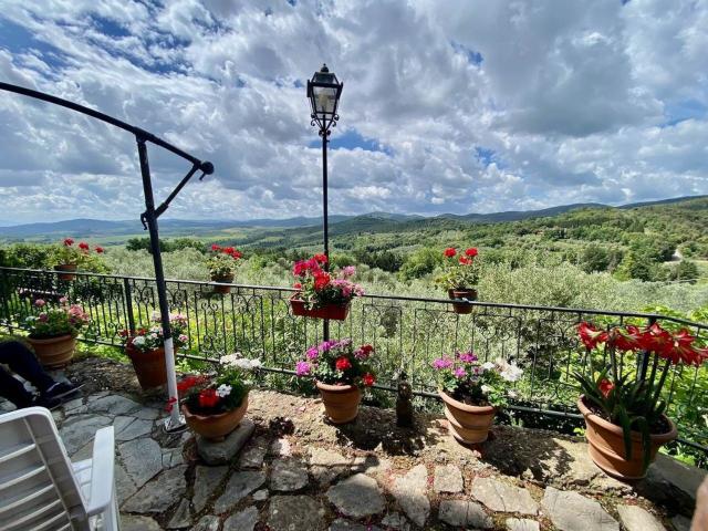 Villetta indipendente in vendita di 215 m² in Località Monte Vibiano Vecchio, 2