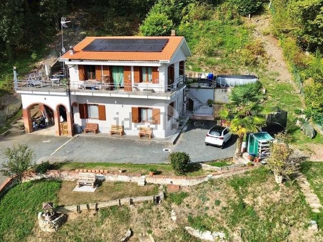 Villetta indipendente in vendita di 215 m² in Via Sacra di San Michele, 27