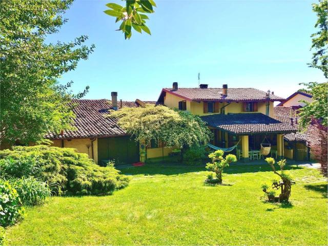 Villetta indipendente in vendita di 215 m² in Via Vittorio Emanuele II, 22