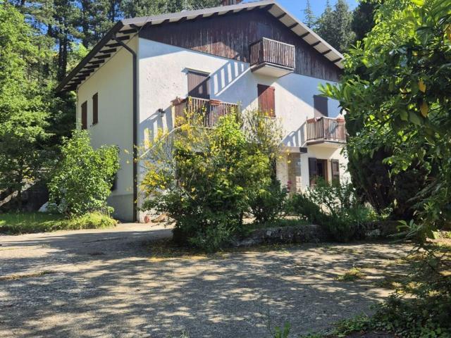 Villetta indipendente in vendita di 216 m²