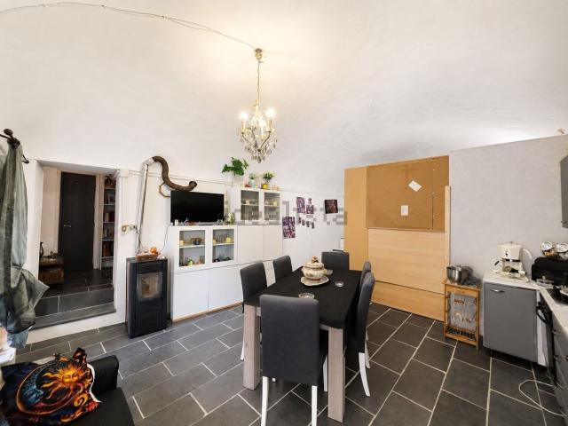 Villetta indipendente in vendita di 217 m² in Via Libertà, 16