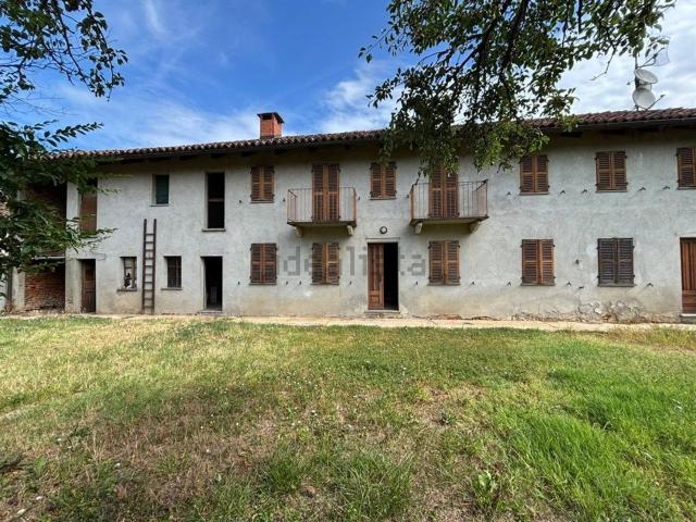 Villetta indipendente in vendita di 217 m² in Frazione Quarto Superiore, 50