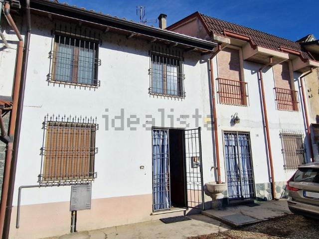 Villetta indipendente in vendita di 218 m² in Via Monsignore Maurilio Silvani