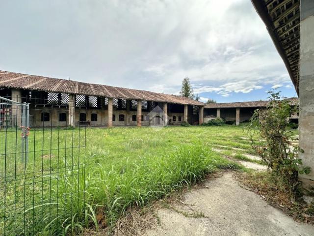 Villetta indipendente in vendita di 218 m² in Via Magneto, 7