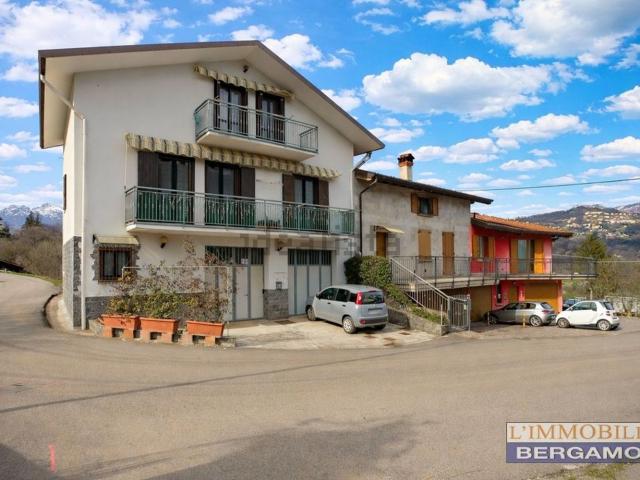 Villetta indipendente in vendita di 219 m²