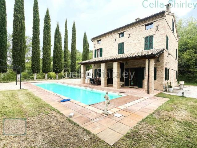 Villetta indipendente in vendita di 219 m²