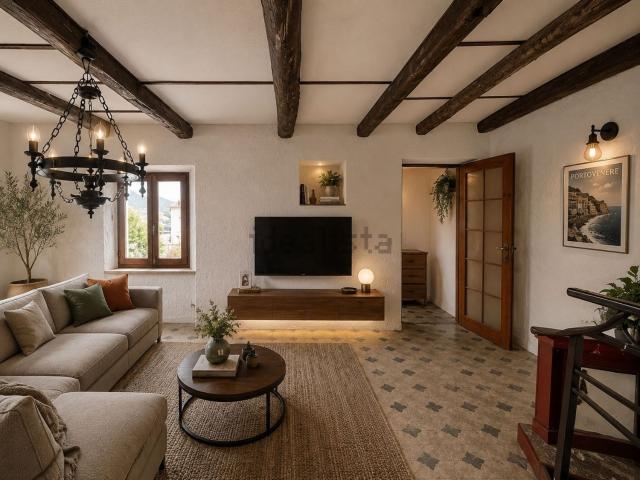 Villetta indipendente in vendita di 219 m² in Via Capanne, 7
