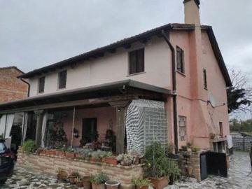 Villetta indipendente in vendita di 219 m² in Via Case Rosse, 13