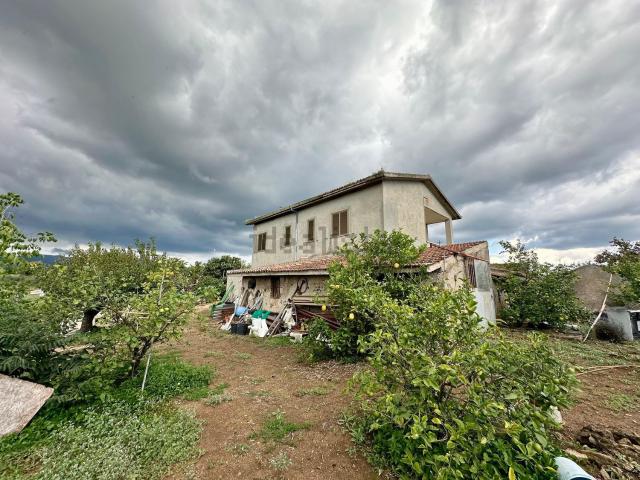 Villetta indipendente in vendita di 219 m² in Via dei Fienili, 122