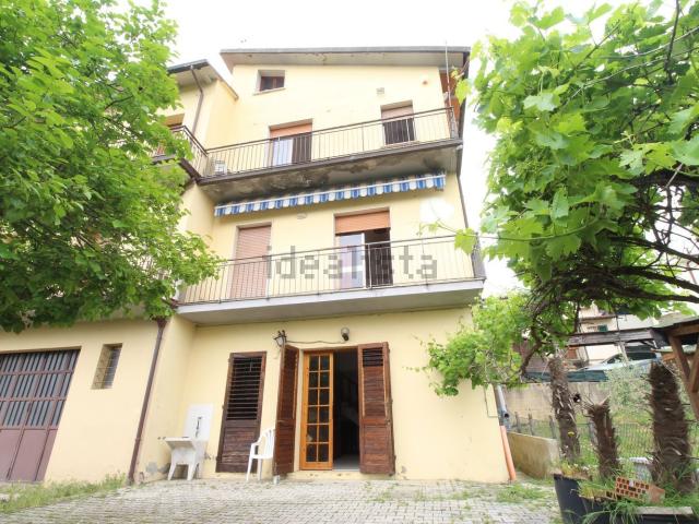 Villetta indipendente in vendita di 219 m² in Via Piave