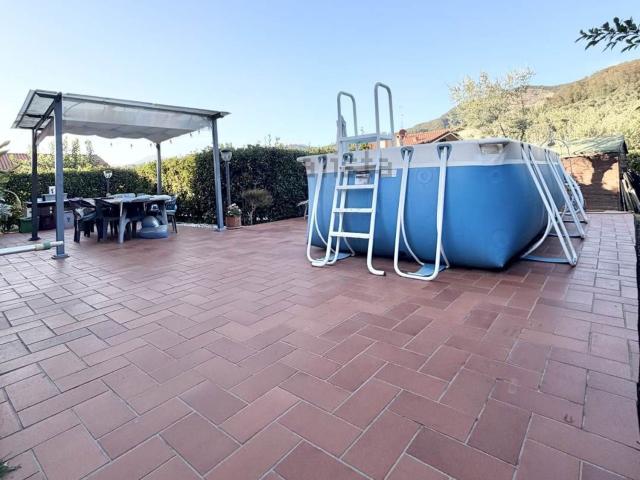 Villetta indipendente in vendita di 220 m²