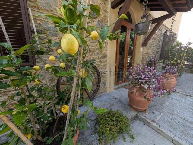 Villetta indipendente in vendita di 220 m²
