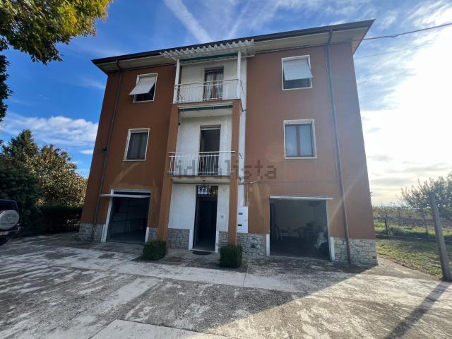 Villetta indipendente in vendita di 220 m²