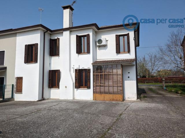 Villetta indipendente in vendita di 220 m²