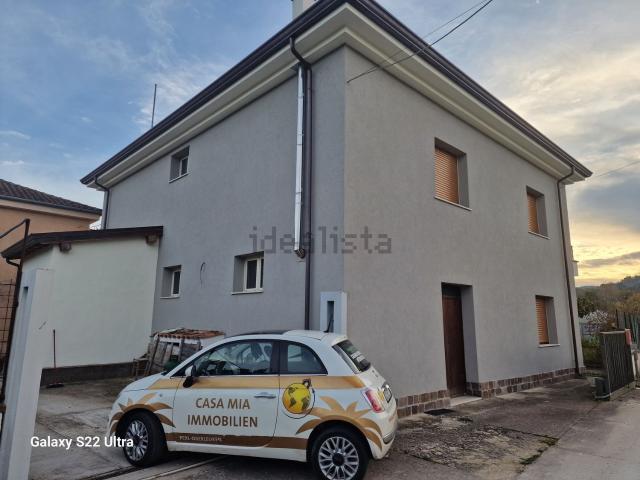 Villetta indipendente in vendita di 220 m²