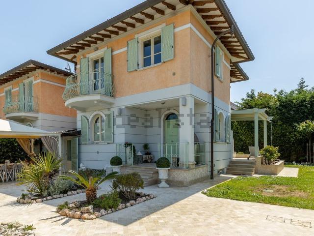 Villetta indipendente in vendita di 220 m²