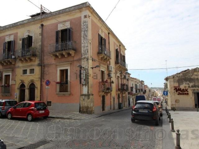 Villetta indipendente in vendita di 220 m²