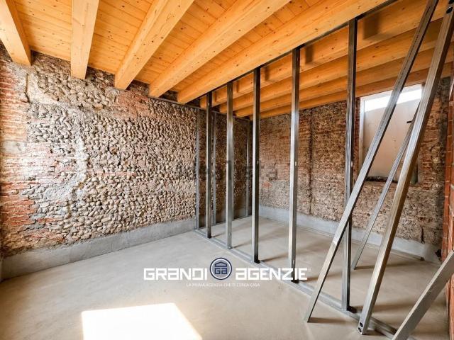 Villetta indipendente in vendita di 220 m² in Via Carso