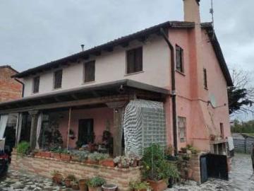 Villetta indipendente in vendita di 220 m² in Via Case Rosse