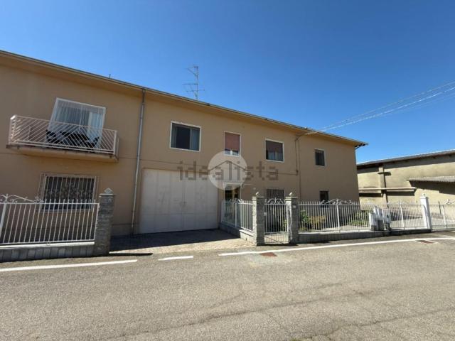 Villetta indipendente in vendita di 220 m² in Via Circonvallazione, 7