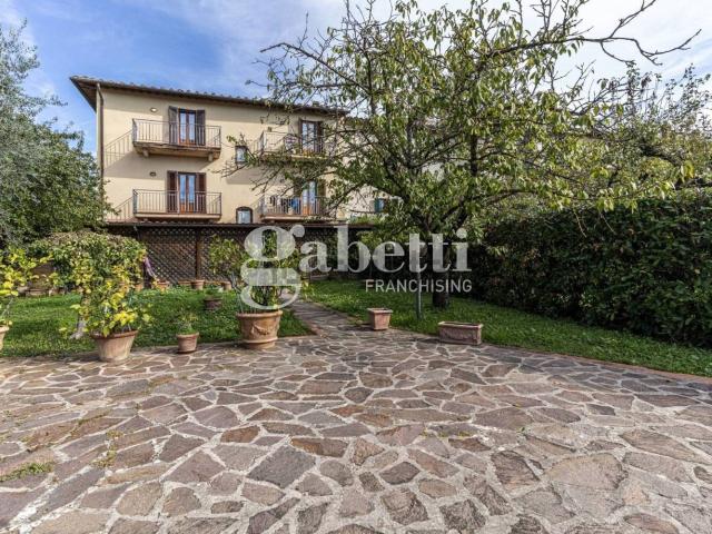 Villetta indipendente in vendita di 220 m² in Via A. Gramsci