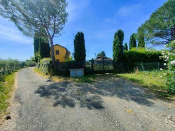 Villetta indipendente in vendita di 220 m² in Via Alenda