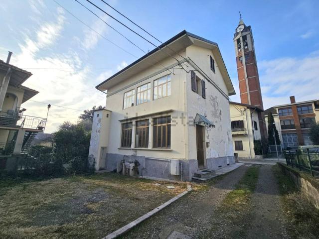 Villetta indipendente in vendita di 220 m² in Via Avigliana, 35