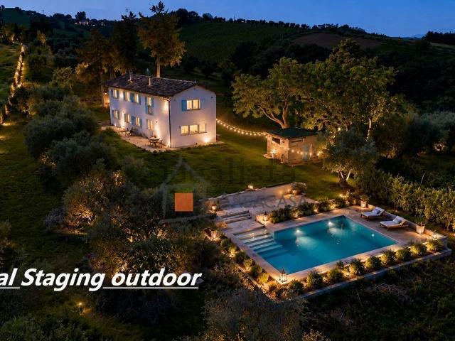 Villetta indipendente in vendita di 220 m² in Via Belsito, 2