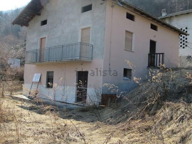 Villetta indipendente in vendita di 220 m² in Via Briotti, 26