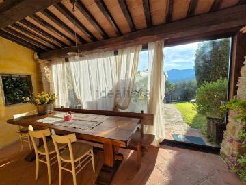 Villetta indipendente in vendita di 220 m² in Via Bucigattoli, 73