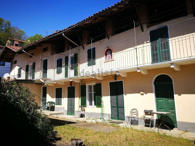 Villetta indipendente in vendita di 220 m² in Via G. Battista Maffiotti
