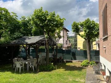 Villetta indipendente in vendita di 220 m² in Via Giorgio Morandi, 6