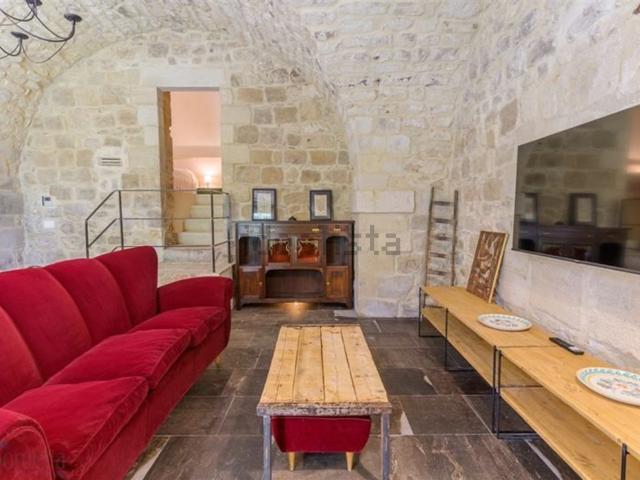 Villetta indipendente in vendita di 220 m² in Via Guerrazzi