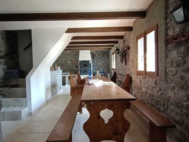 Villetta indipendente in vendita di 220 m² in Via Del Paese