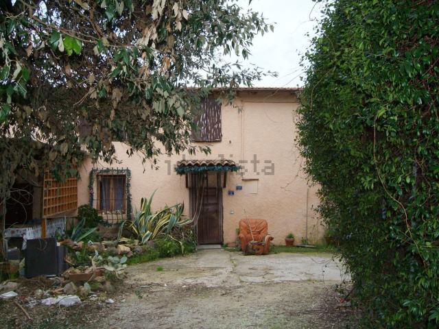 Villetta indipendente in vendita di 220 m² in Via dell&apos Antenna