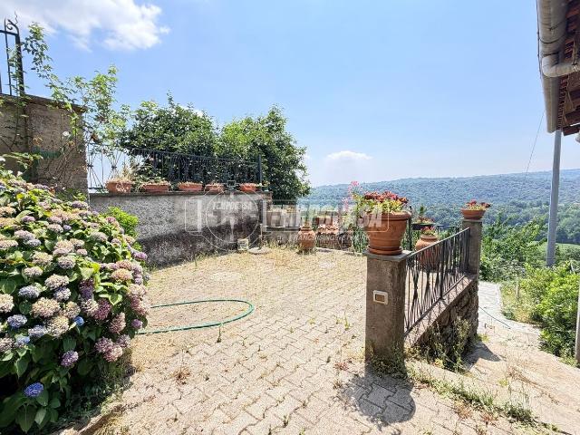 Villetta indipendente in vendita di 220 m² in Via di Sotto