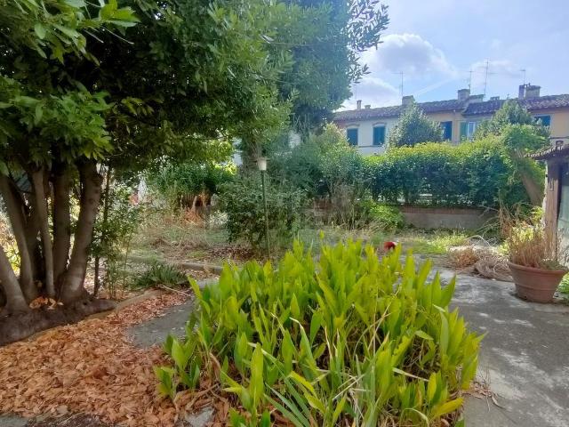 Villetta indipendente in vendita di 220 m² in Via di Peretola