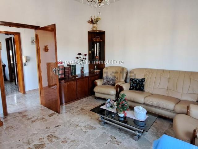 Villetta indipendente in vendita di 220 m² in Via Monte Giove