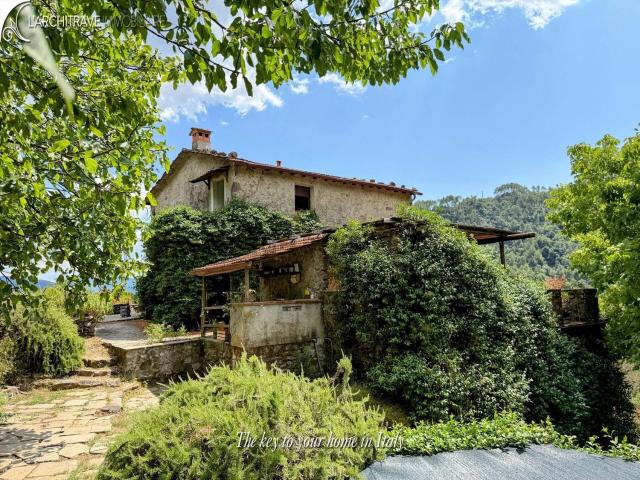 Villetta indipendente in vendita di 220 m² in Via San Lorenzo, 58
