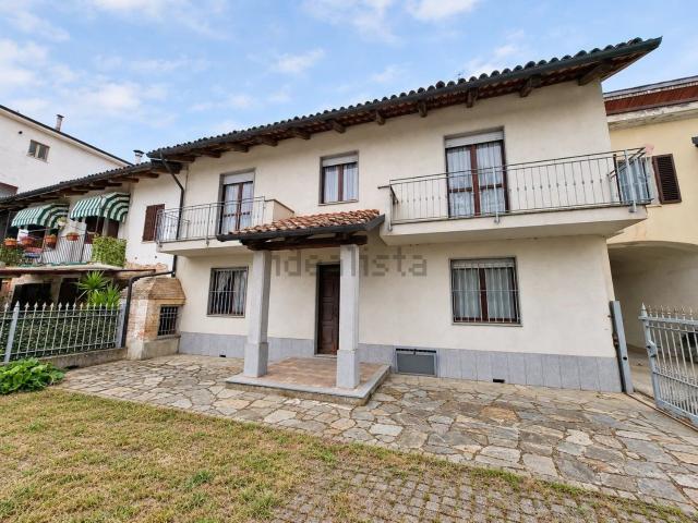 Villetta indipendente in vendita di 220 m² in Via San Pietro