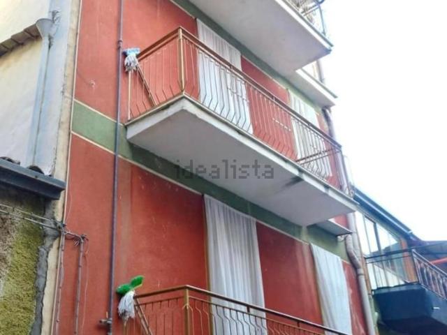 Villetta indipendente in vendita di 220 m² in Via Spataro, 34