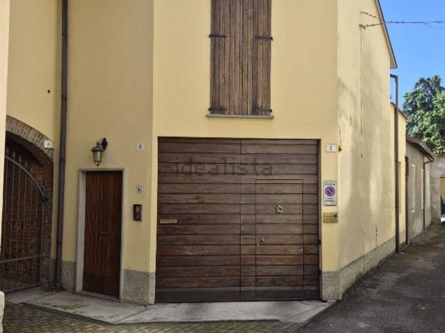 Villetta indipendente in vendita di 220 m² in Via Ponzetti
