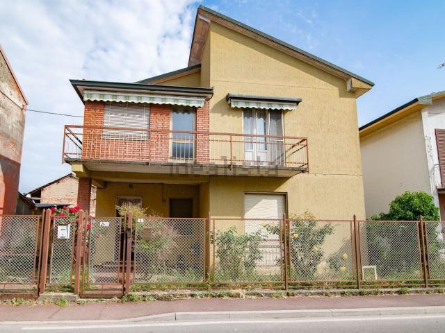 Villetta indipendente in vendita di 220 m² in Via R. Margherita, 5