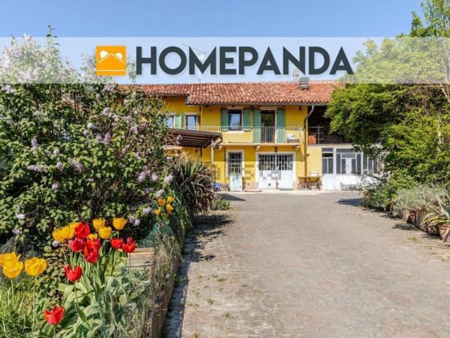 Villetta indipendente in vendita di 220 m² in Via Roma, 27