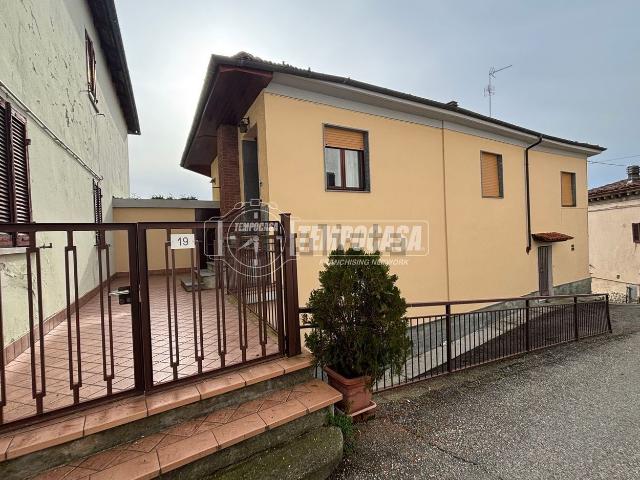 Villetta indipendente in vendita di 220 m² in Via Roma