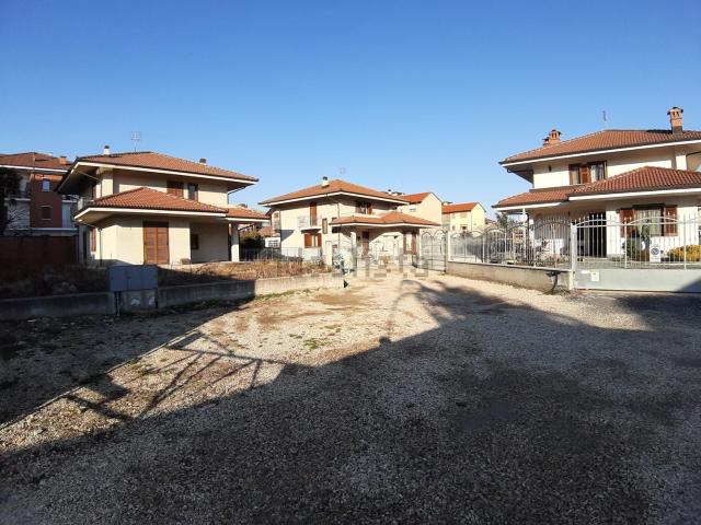 Villetta indipendente in vendita di 220 m² in Via Racconigi