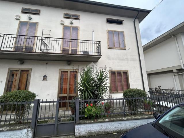 Villetta indipendente in vendita di 220 m² in Via Trento, 59