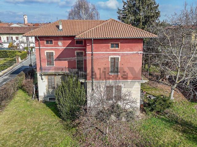 Villetta indipendente in vendita di 220 m² in Via Umberto I, 15